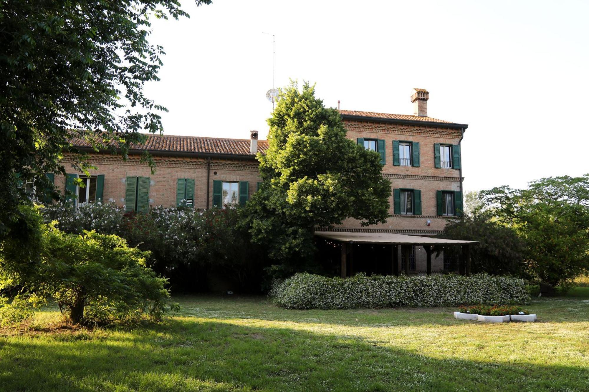 Agriturismo Valle Isola "La Tana Del Gusto" Villa Comacchio Exterior photo